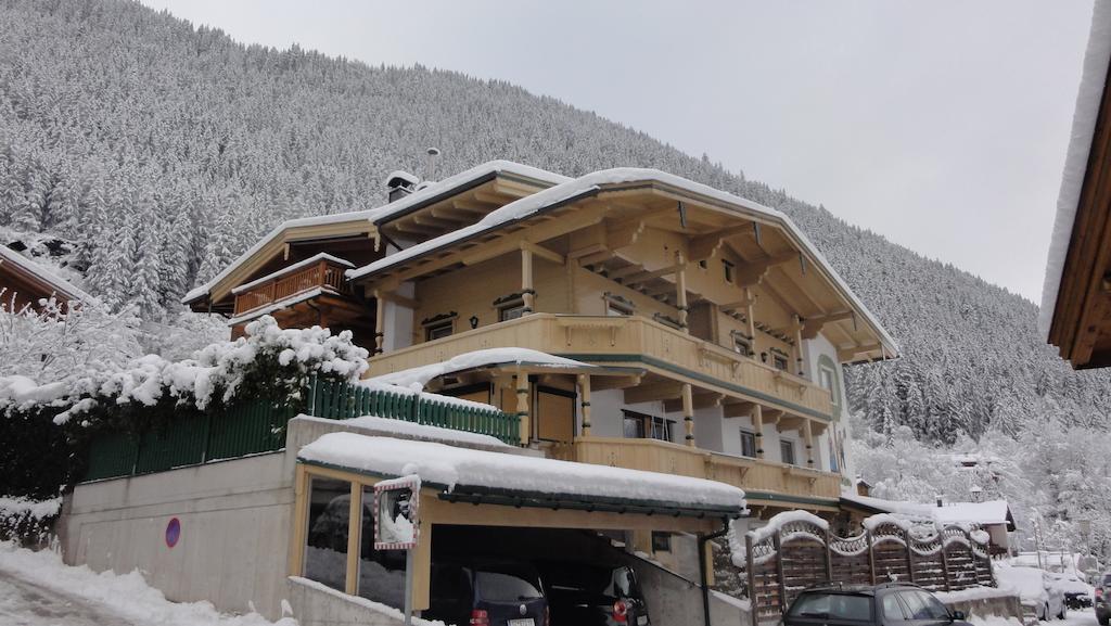 Ferienwohnungen Am Riedanger Mayrhofen Eksteriør bilde